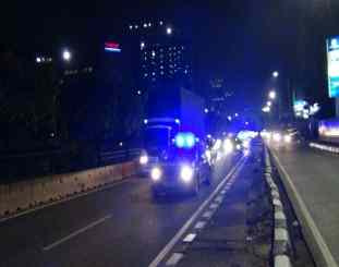 Ketgam : Mobil patroli yang menyalakan lampu rotator 