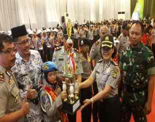 Ketgam : Perlombaan pocil polres metro jakarta barat 2018