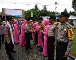 Kapolda Sulbar saat melakukan kanker di Kab pasangkayu