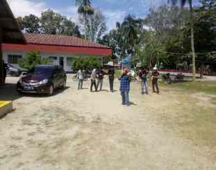 Massa aksi barisan muda konawe / foto imank