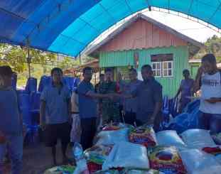 Penyerahan bantuan 