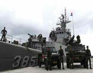 Foto KRI Teuku umar 385