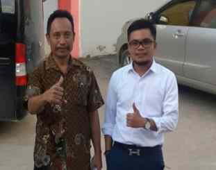 Simon Batena bersama Kuasa Hukumnya 
