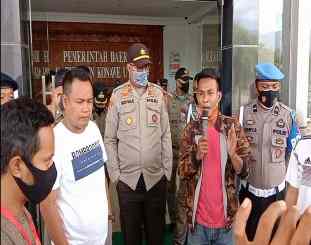 Massa Aksi Laskar Anti Korupsi 