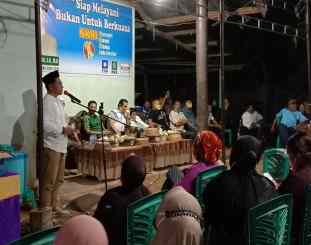 Ketgam : calon bupati Konawe Utara Raup saat membawakan orasi di kel wanggudu 
