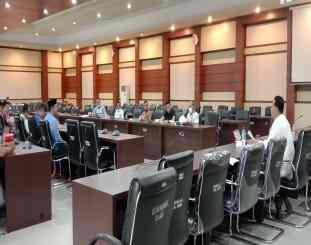 Rapat dengar pendapat membahas dugaan ilegal mining 