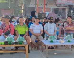 Anggota DPRD Konsel Udin Syaputra (tengah) 