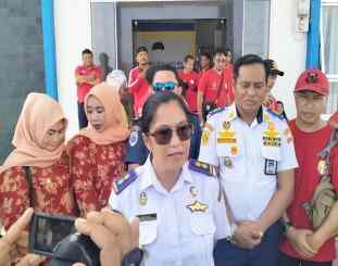 Ketgam : Kepala KUPP Kelas I Molawe, Capt. Kristina Anthon