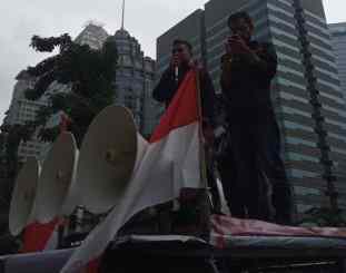 KEtgam : AP2-Sultra Saat menggelar aksi demonstrasi 